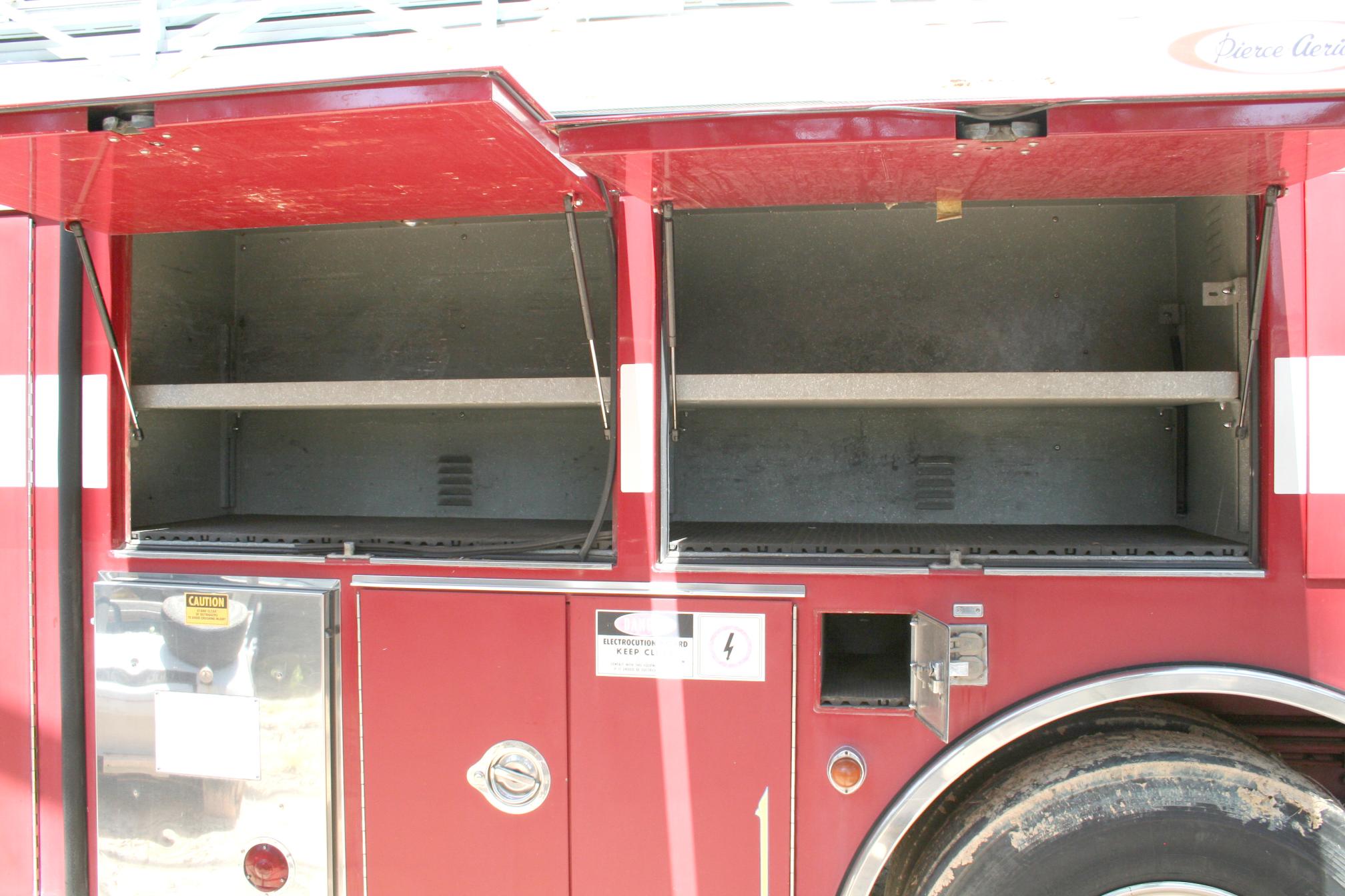 1993 PIERCE E-7749 - Image 36